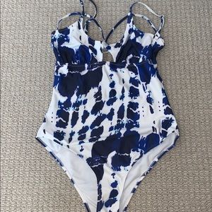 Cupshe One-piece bathing suit